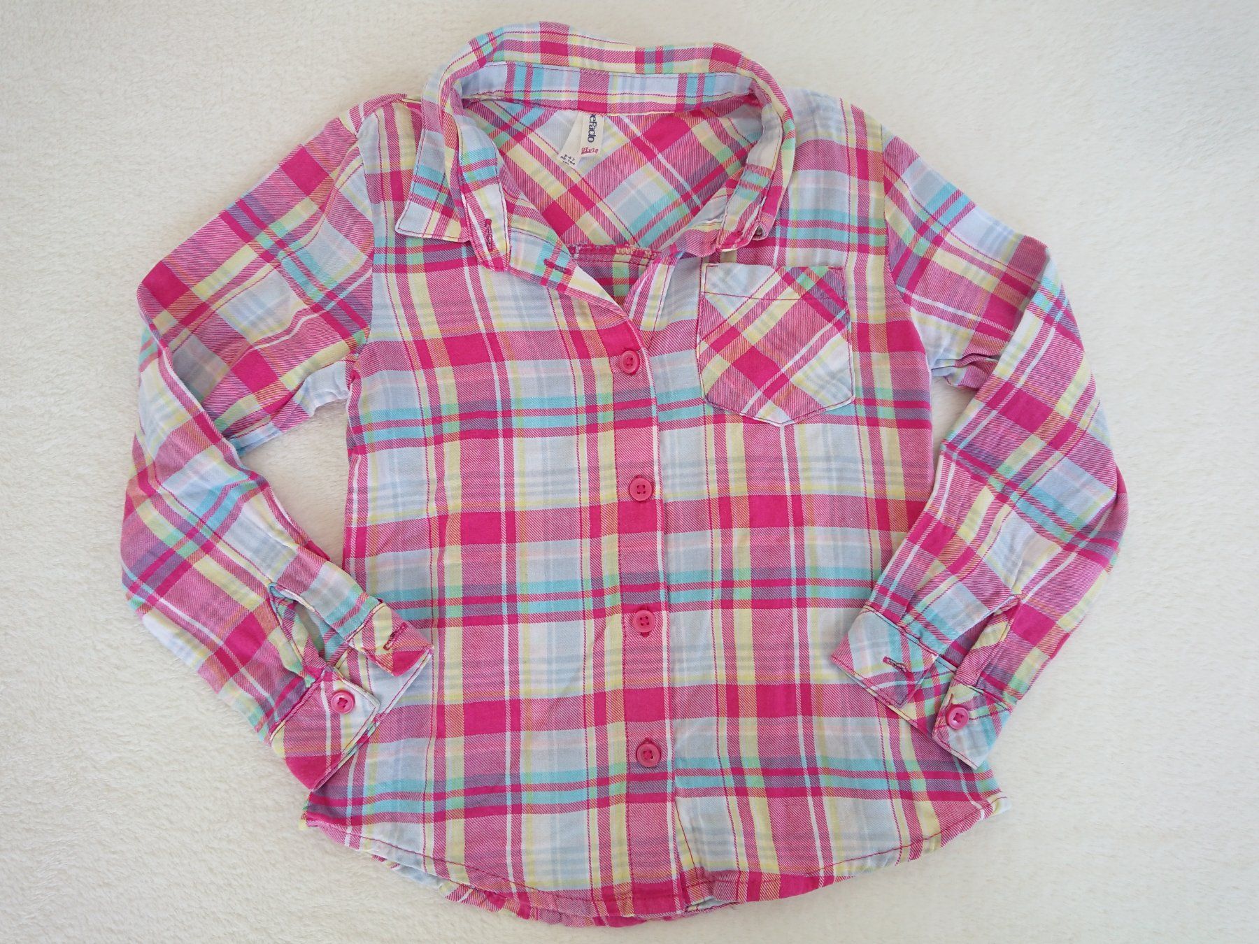 Blusen, T-Shirts & Tops: Mädchen Bluse DeFacto Gr. 98/104 100% Baumwolle – Gebraucht aus Hallau von CHACLA