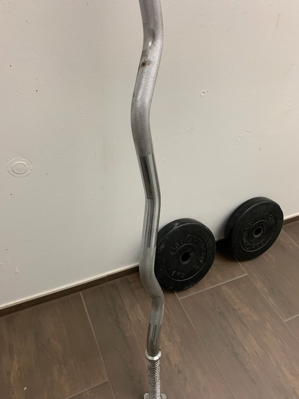 Manubri & Pesi: SZ-Hantelstange - Curl Bar – Usato da Wollerau venduto da Karamalzii 1