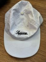 Supreme Cap Basecap weiss/pu Grösse Small gebrauchter Zustan