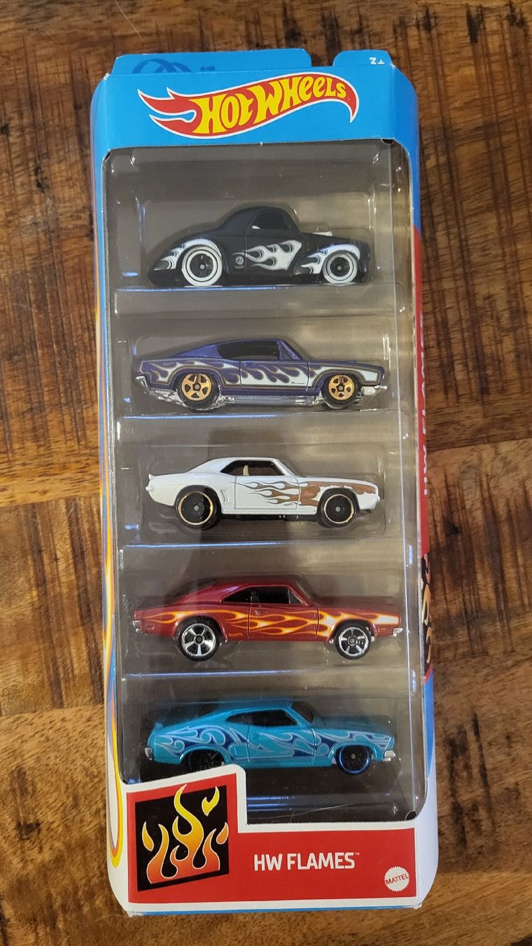 Hot Wheels Modellautos: Hot Wheels 5er Set HW Flames Neu – Neu und originalverpackt aus Jona von mjo_f5t2
