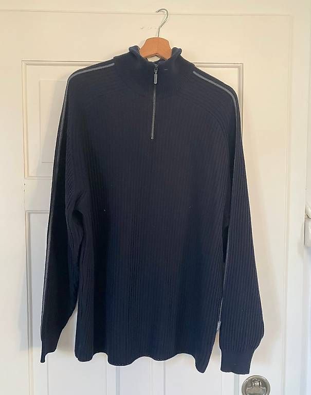 Pullover & Sweatshirts: Maselli Pullover schwarz Gr 54 – Gebraucht aus Zürich von EllaHa