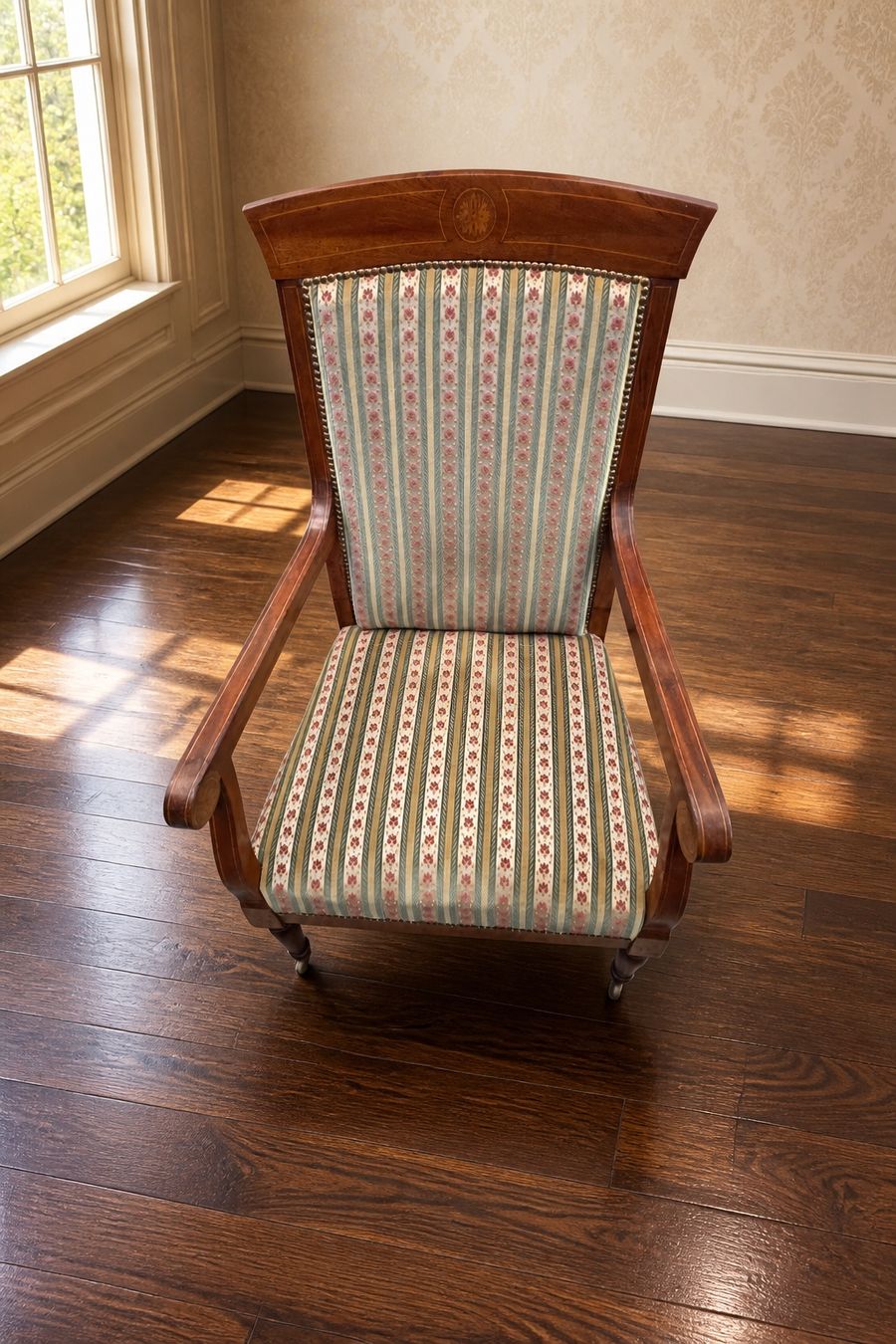 Sessel: Poltrona a barca stile Biedermeier – Gebraucht aus Magliaso von orchidea08