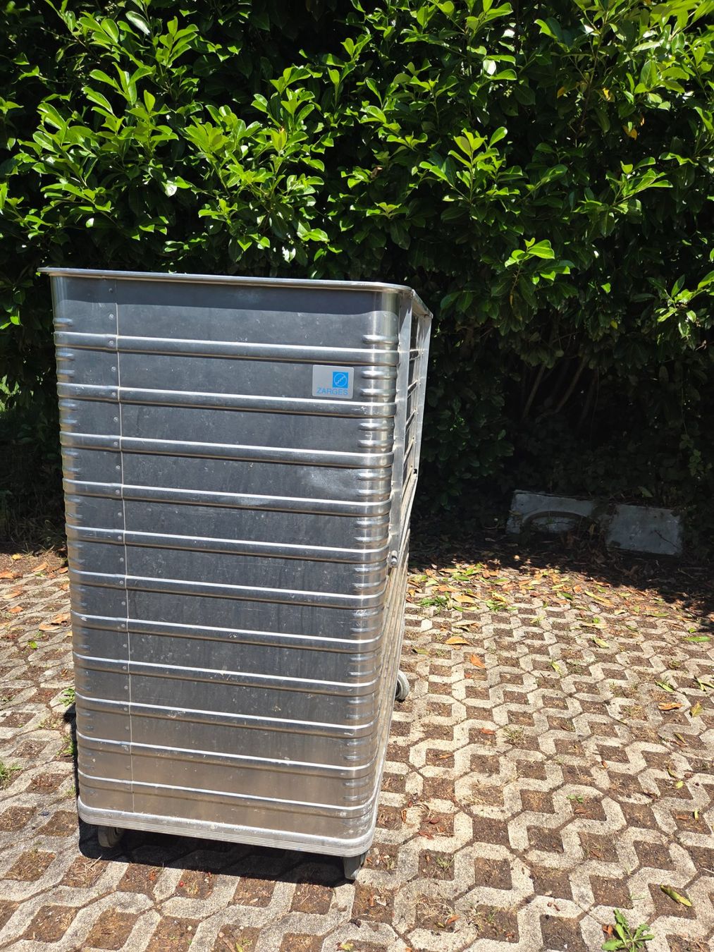 Baucontainer: Alu Container mit Klappwand der Marke Zarges – Gebraucht aus Zürich von Buenavist8 2