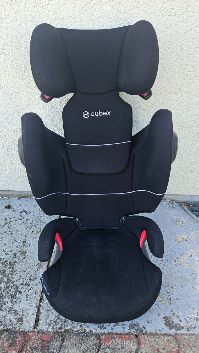 Cybex Seggiolini per auto: Cybex Kindersitz Solution M-fix schwarz guter Zustand – Usato da Gerlafingen venduto da ciaograzie