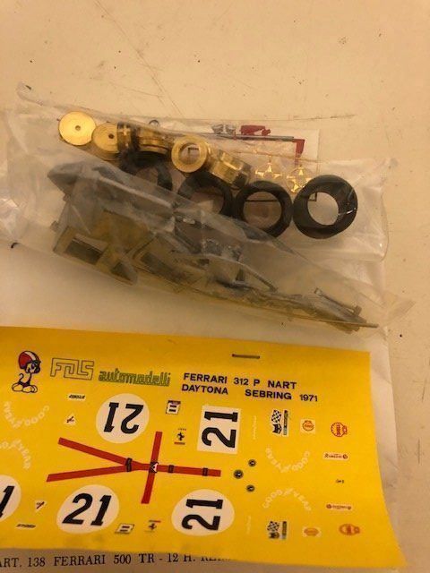 Ferrari Modellini d'auto: FDS-Kit Ferrari – Nuovo (secondo la descrizione) da Muttenz venduto da Gucci2005 3