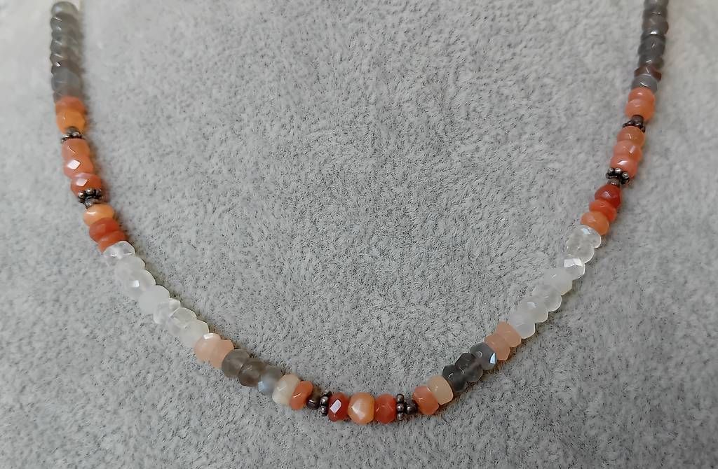 Catenine: Collier mit Mondstein und Silber – Usato da Stans venduto da wer_fd5f 4
