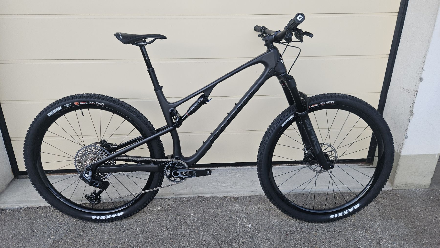 Rocky Mountain Bicycles Velos: MTB Rockymountain Element Carbon 70 AXS (29) – Gebraucht aus Ursenbach von bufu32