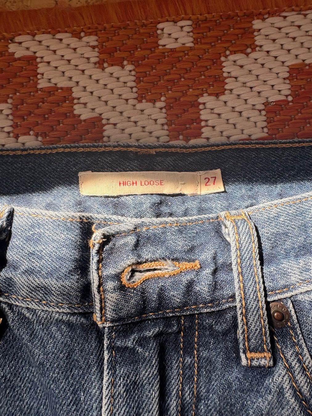 Levi's Jeans: Levi's High Loose Jeans W27 – Usato da Belp venduto da Federica13