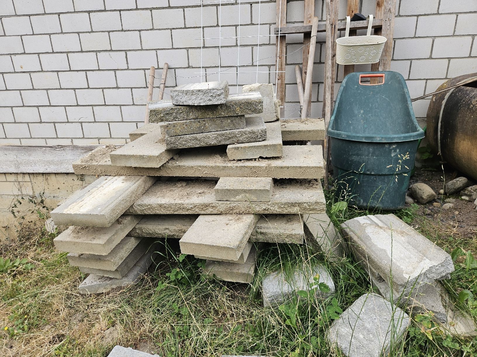 Plateaux: Gartenplatten – D'occasion à Schlossrued par mel_696j