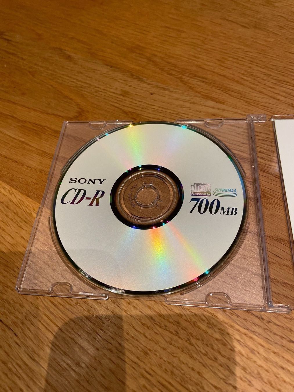 CD & DVD vergini: Sony CD-R 700 MB Recordable – Nuovo (secondo la descrizione) da Holderbank AG venduto da cargobulle