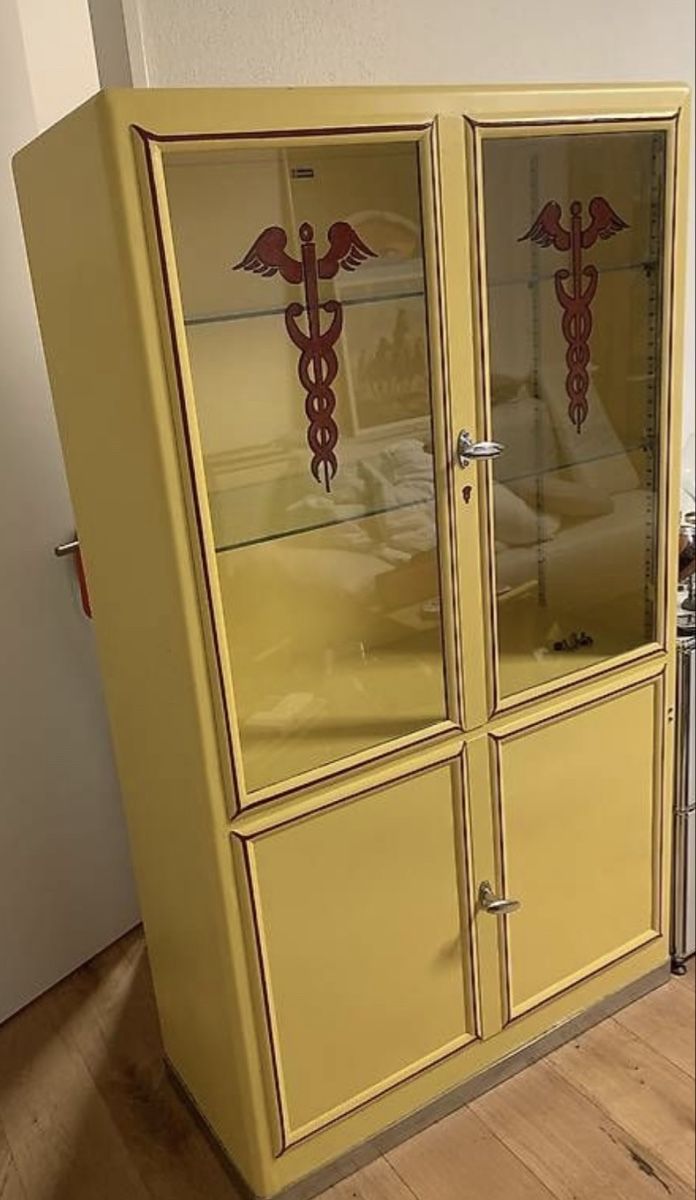 Armadi: Apotheker-/ Arztschrank – Usato da Obernau venduto da fab_9wnq 3