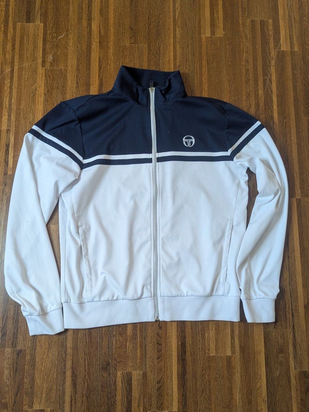Giacche: Sergio Tacchini Jacke Gr M – Usato da Zürich venduto da DebsBre