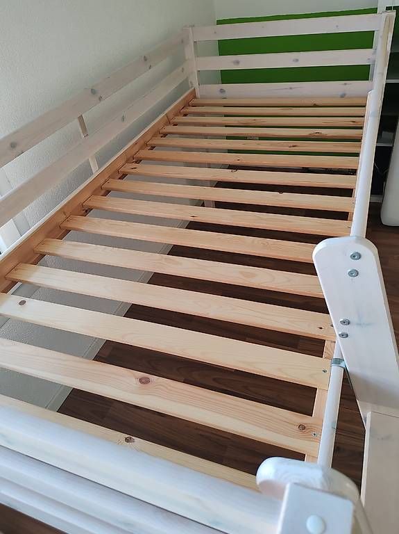 Letti: Hochbett 90 x 200 – Usato da Neudorf venduto da Jermeen 2