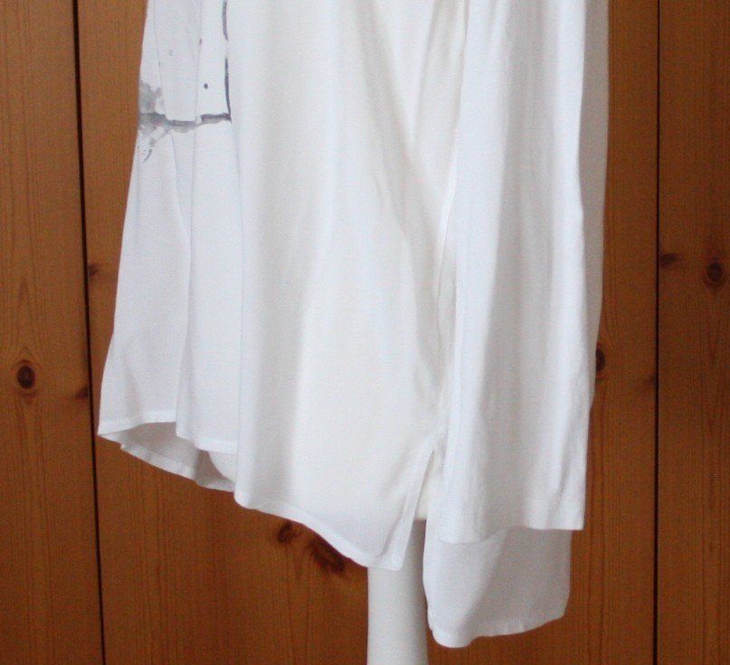 Camicette: Bluse Langarm weiss-grau  Gr. XL – Usato da Flüelen venduto da Diversicum-Curvy 5