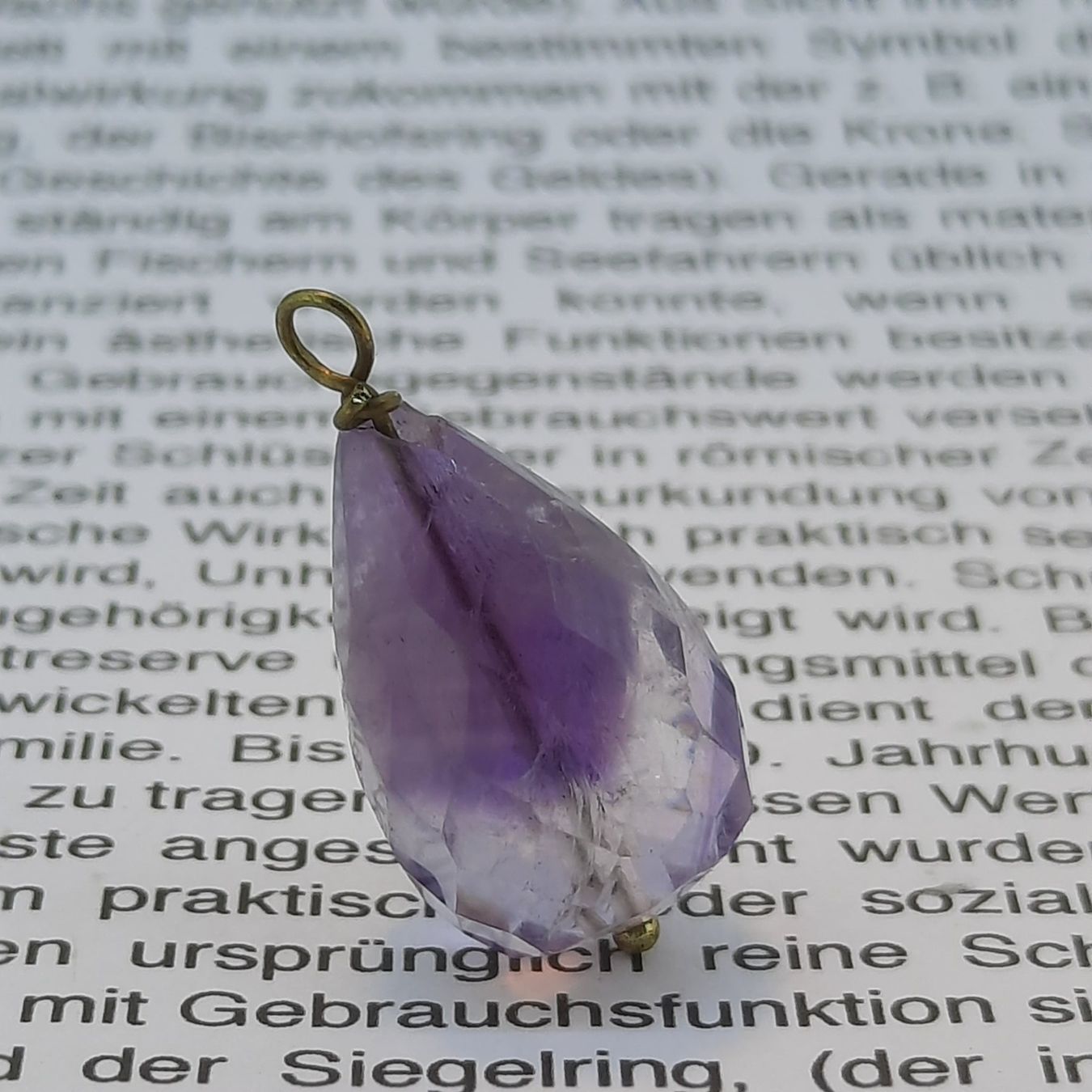 Pendentifs: Wunderschöner Anhänger mit Amethyst Edelstein – D'occasion à Unterägeri par Altgoldschmuck 1