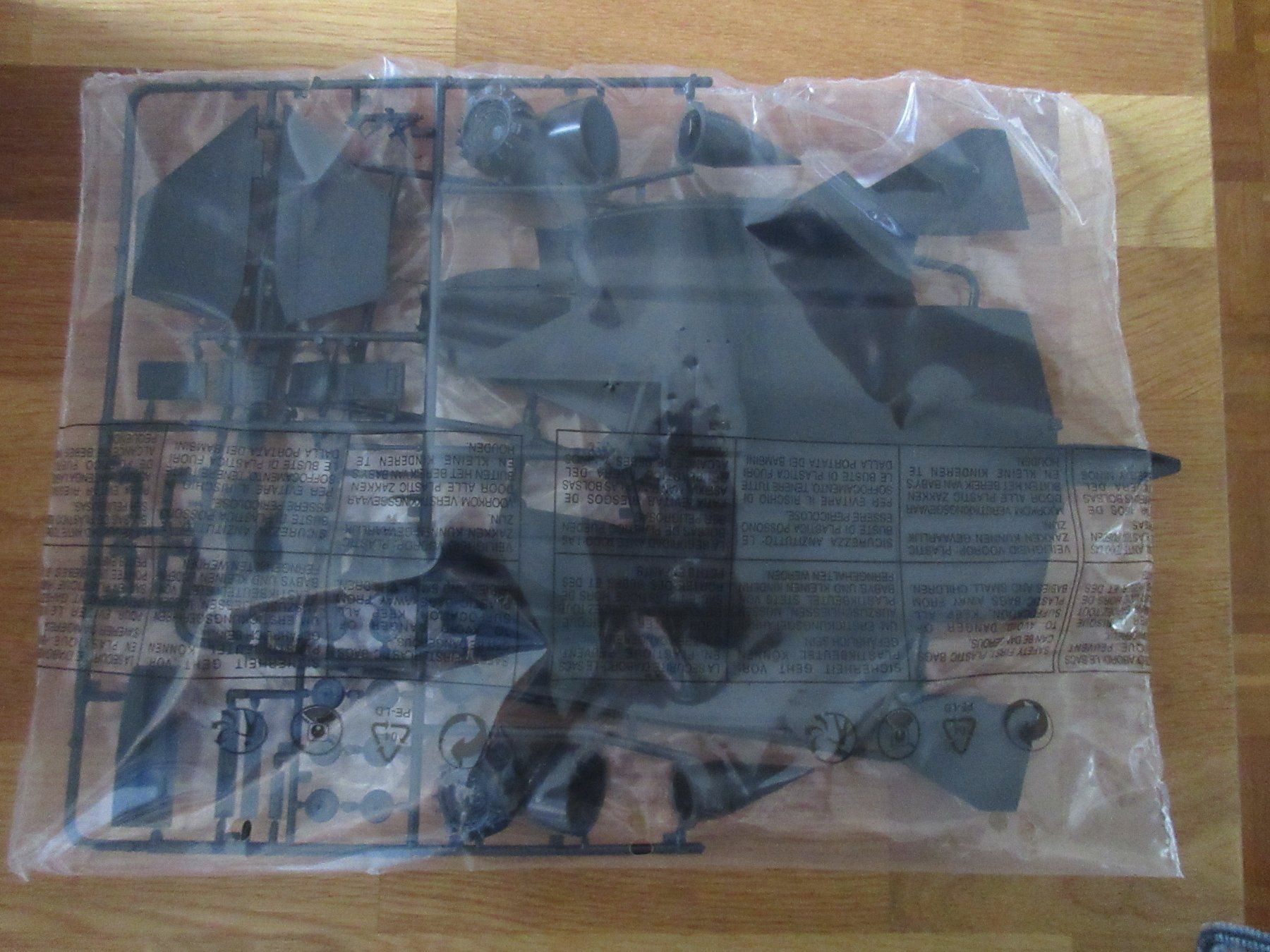 Italeri Modellbausätze & Standmodelle: Standmodell SR 71 Blackbird 1:72 – Neu und originalverpackt aus Daellikon von Ebuffi 2