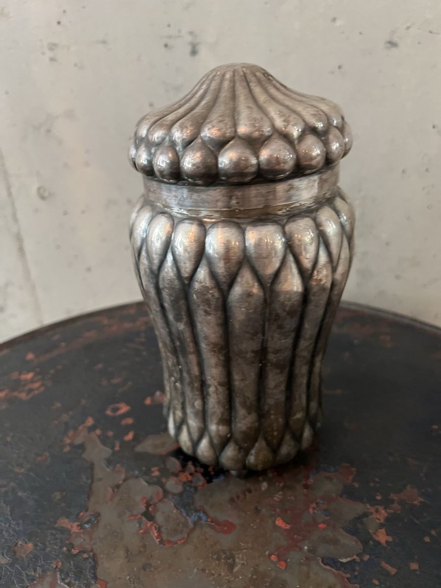 Contenitori & Simili: Versilberte Art Deco Ovomaltine Dose – Usato da Wabern venduto da La-Vitrine 6