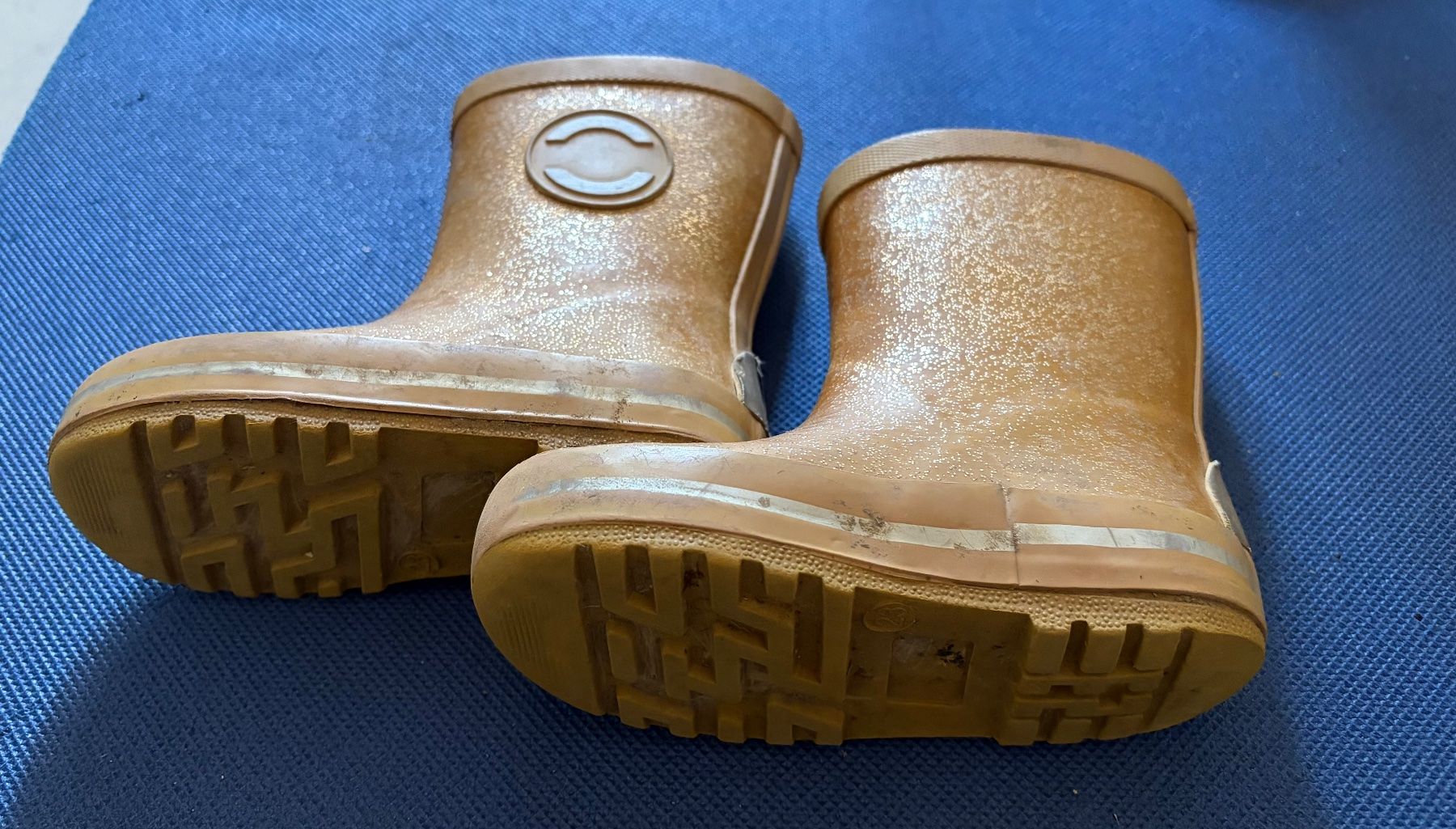 Chaussures garçon: Mikkline, Grösse 23 – D'occasion à Triboltingen par zimtsterndli5 1