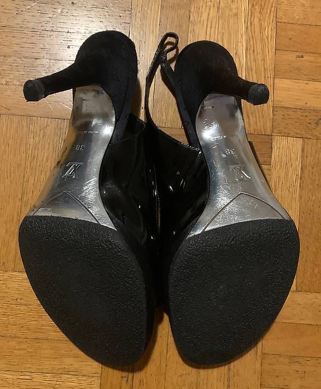 Chaussures femmes: Louis Vuitton Sandalen – D'occasion à Bern par Nici2210 1