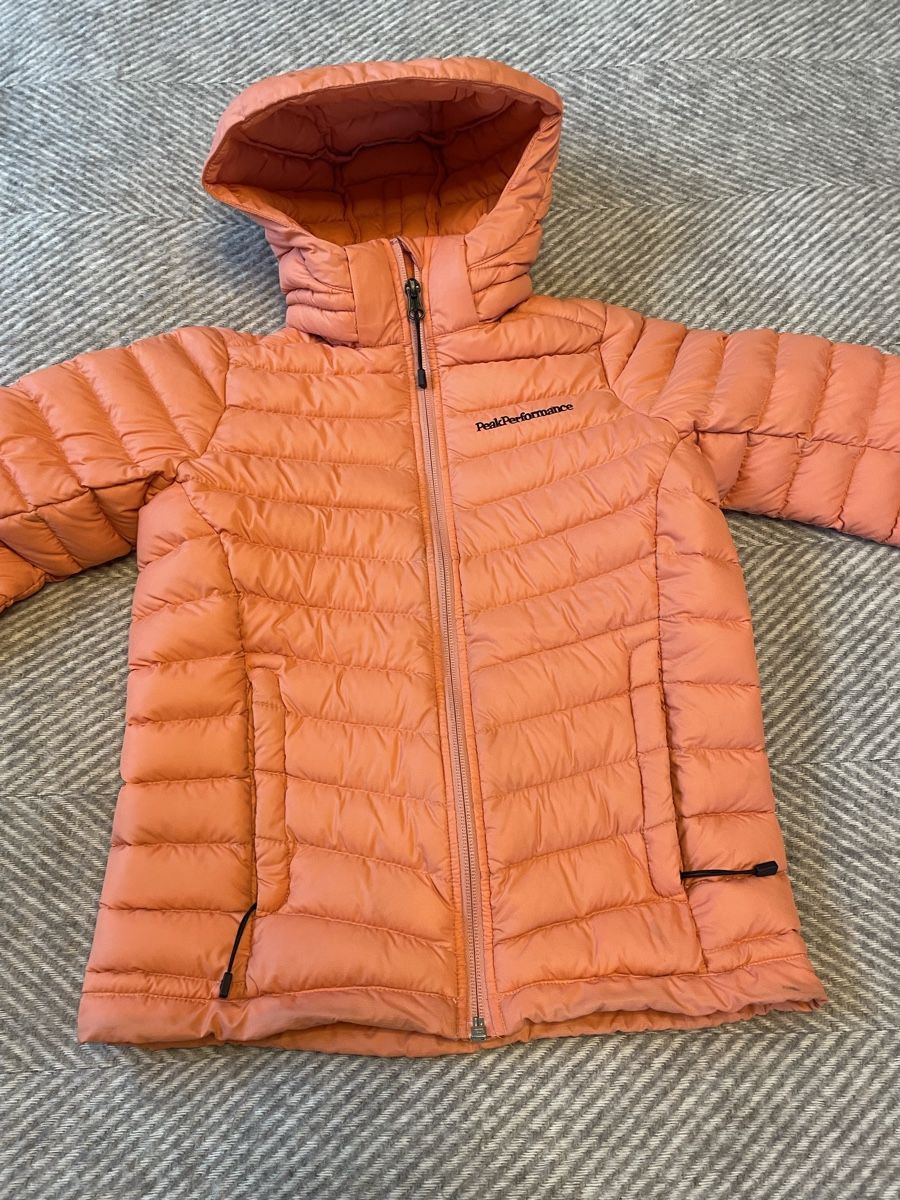 Peak Performance Vestes: Peak performance Down Jacket gr. 130, 8-11 JA wert 300,- – D'occasion à Männedorf par iza04 1