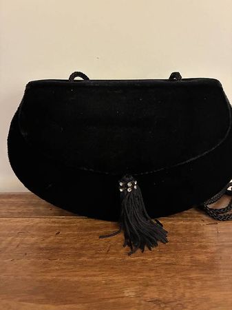 Petit sac à main de soirée velours noir