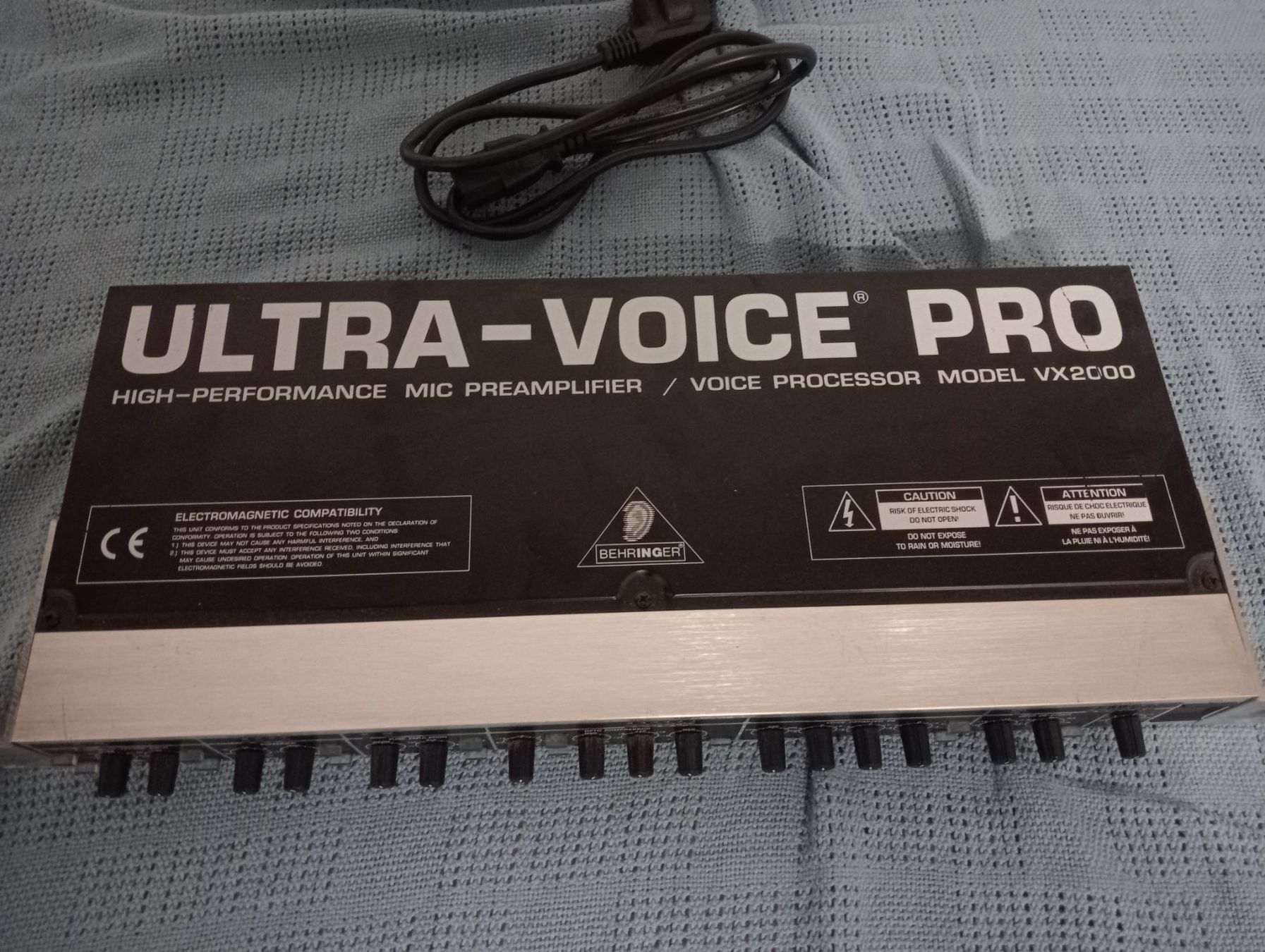 Behringer Equalizzatori: Ultra-Vice Pro VX2000 – Usato da Brittnau venduto da Drachenfan 1