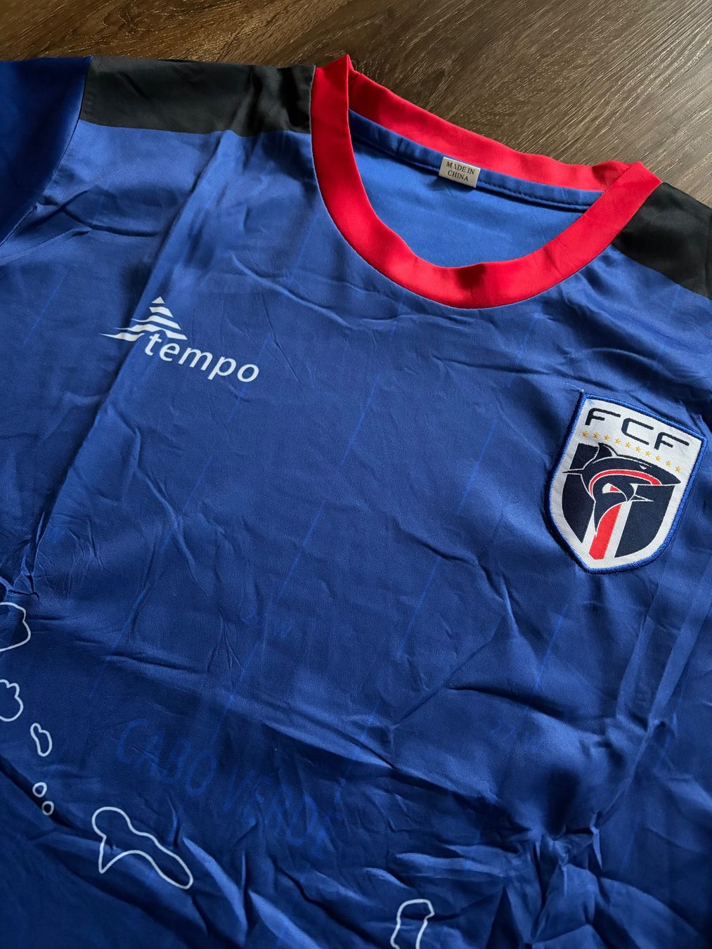 Canottiere & Pantaloni: Kap Verde Trikot – Usato da Muttenz venduto da bargain_hunter 1