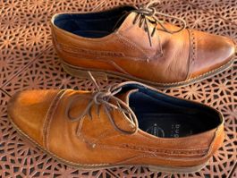 Bugatti Business Lederschuhe Farbe Cognac Grösse 42