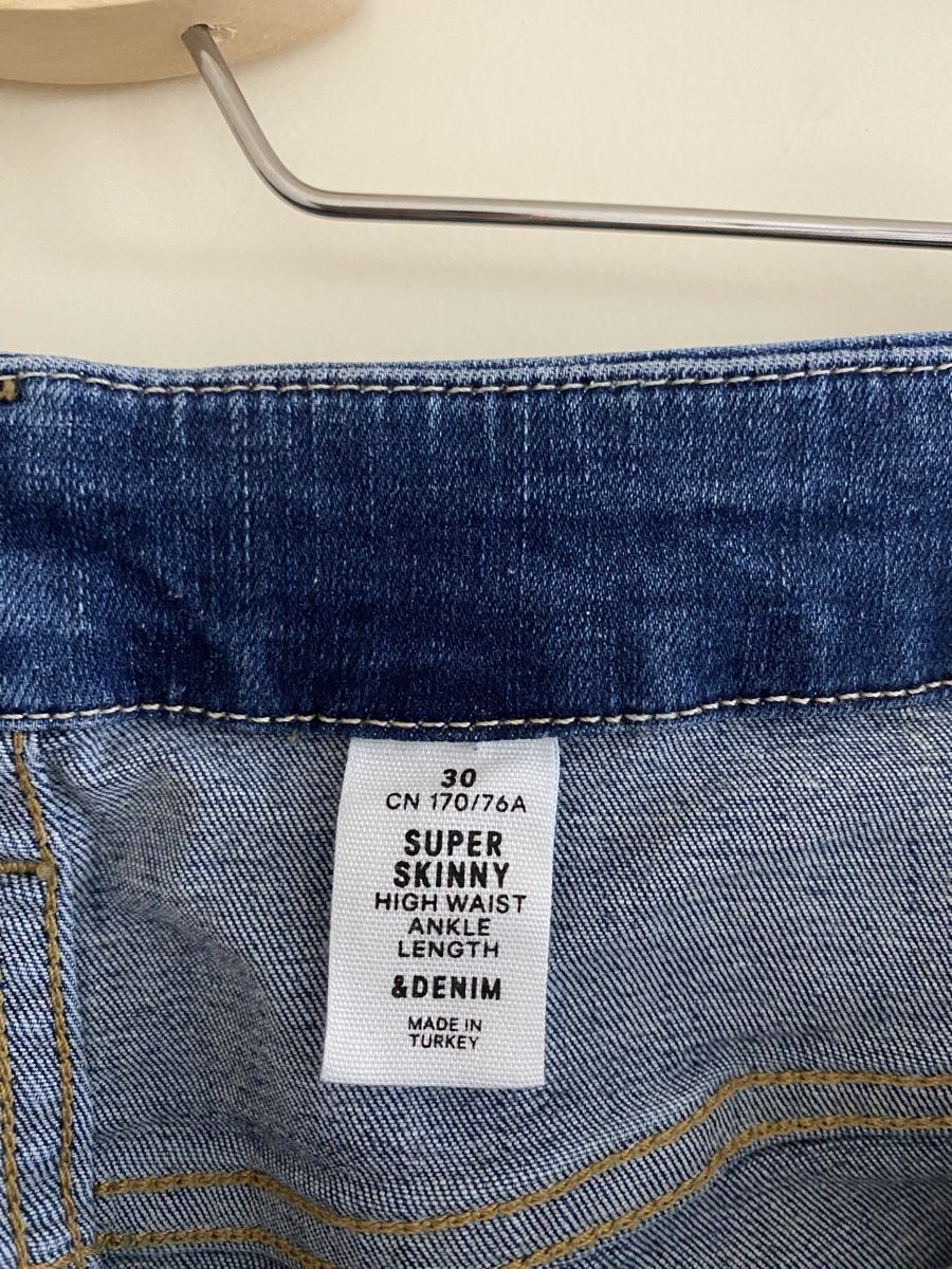 Jeans: Jean H&M – Nuovo (secondo la descrizione) da Arzier-Le Muids venduto da ma_gd4 2