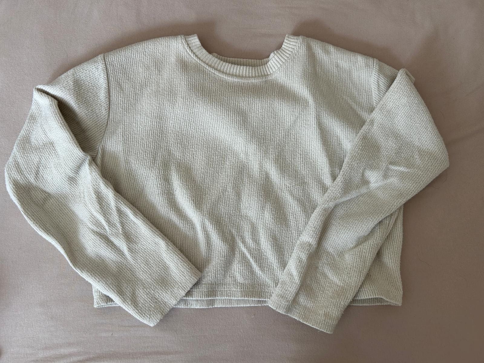 Zara Pullover & Sweatshirts: ZARA Cropped Pullover S – Gebraucht aus Dübendorf von kol_c2ry