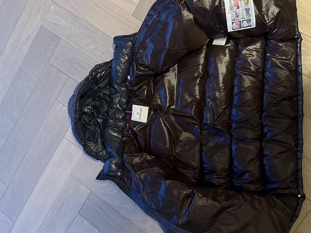 Moncler Jacken: Moncler Maya blau grösse 6 – Gebraucht aus Küsnacht ZH von nor_gp68 1