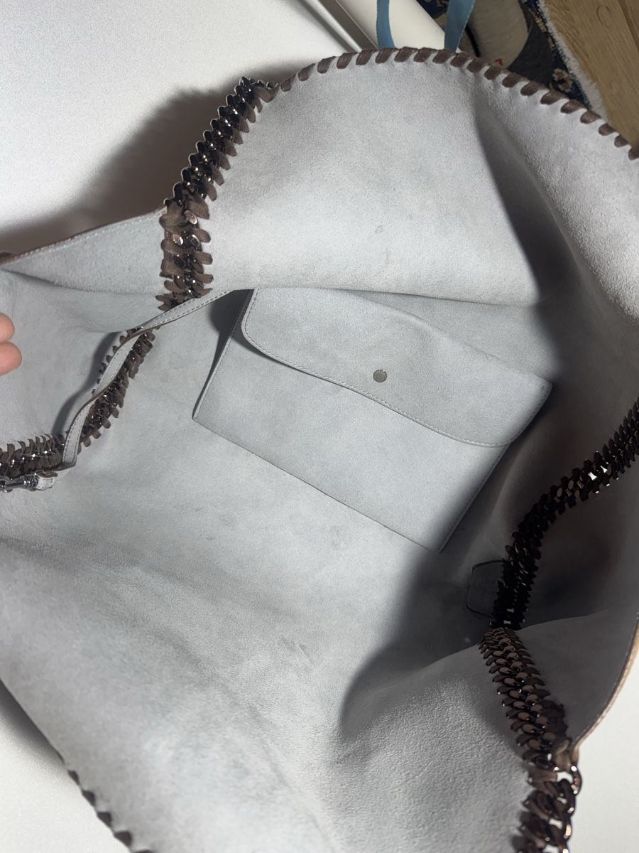 Stella McCartney Taschen für Damen: Stella McCartney Falabella Reversible with Dust Bag – Gebraucht aus Davos Dorf von gin_8k9d 4