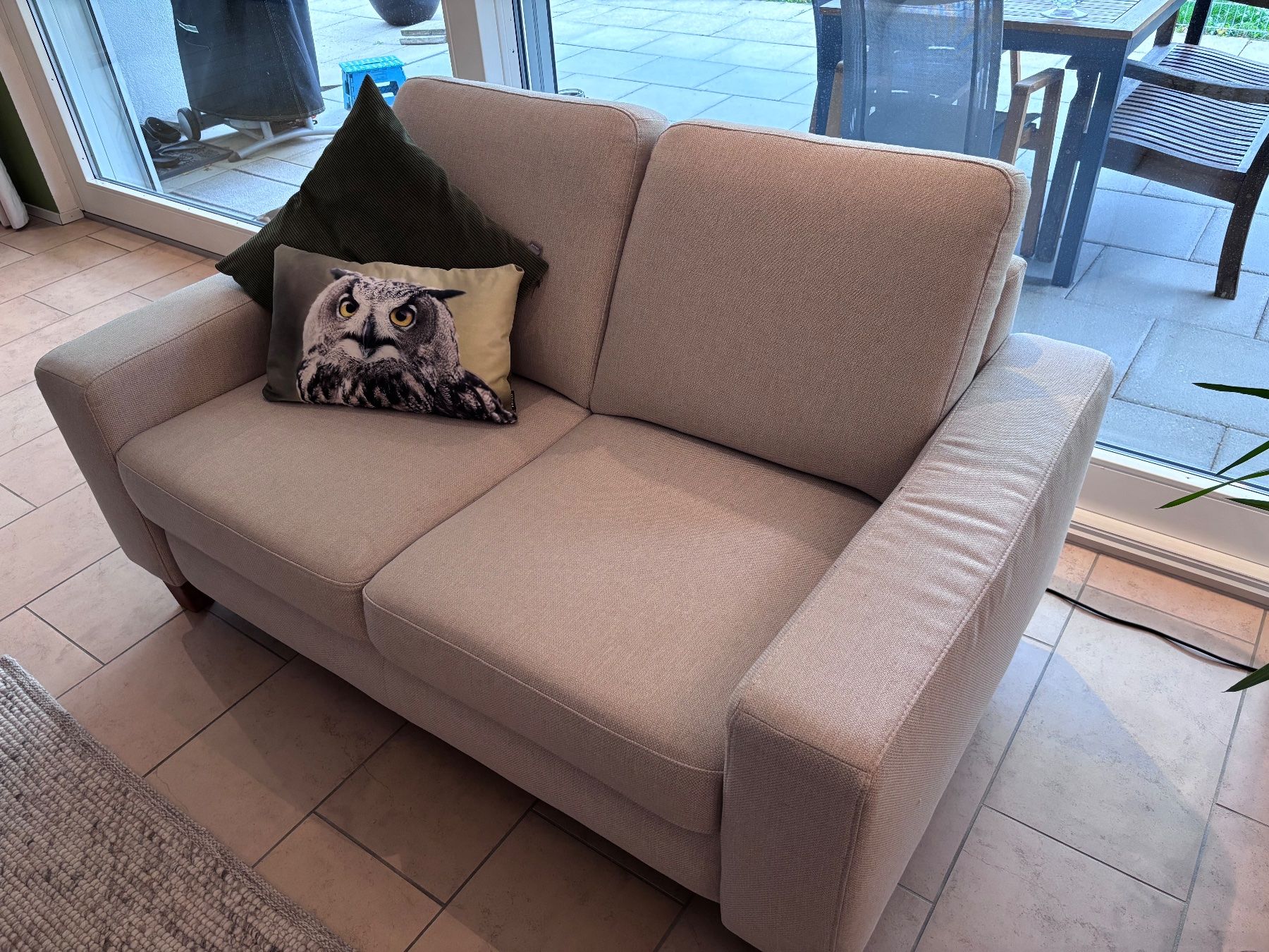 Divani: 2 Sofas (1 mit elektrischer Liegefunktion) – Usato da Dielsdorf venduto da AntonundAffi 2