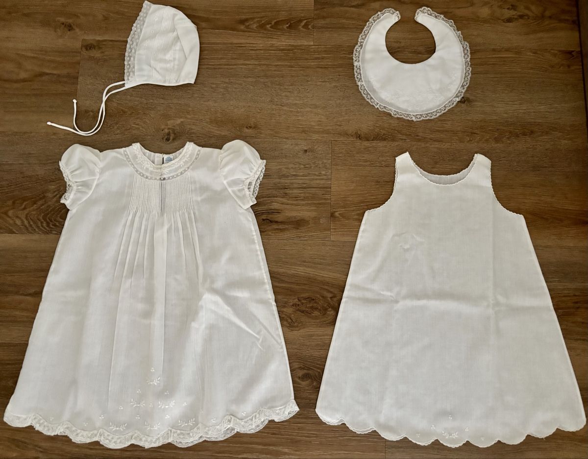 Lotti & Set di vestiti: Taufe - Kleider! – Usato da Einsiedeln venduto da sum_xm7z 2