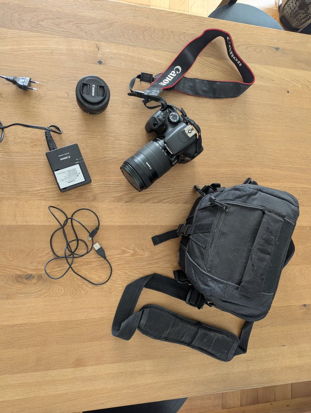 Canon Fotocamera: Canon EOS 550D mit Zubehör – Usato da Luzern venduto da Swetnova 1