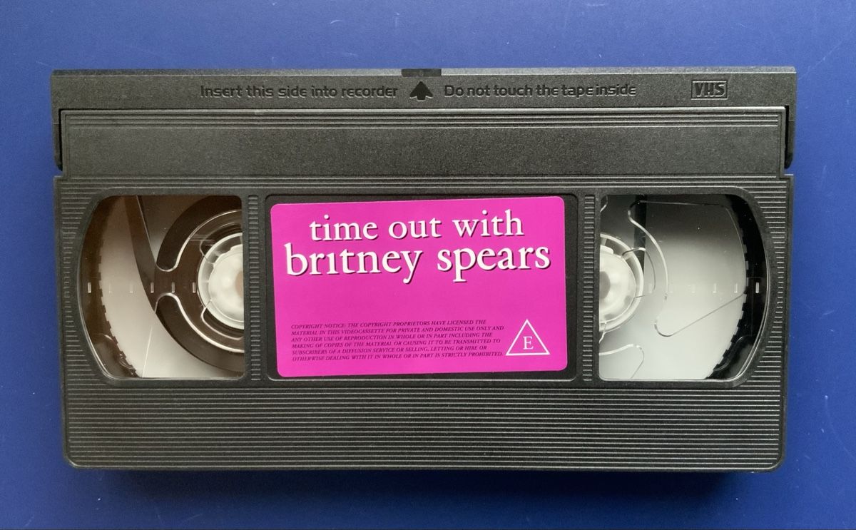 Tutti i VHS: VHS TIME OUT WITH BRITNEY SPEARS MADE IN E.U. – Nuovo (secondo la descrizione) da Brigerbad venduto da Marcelo79 1