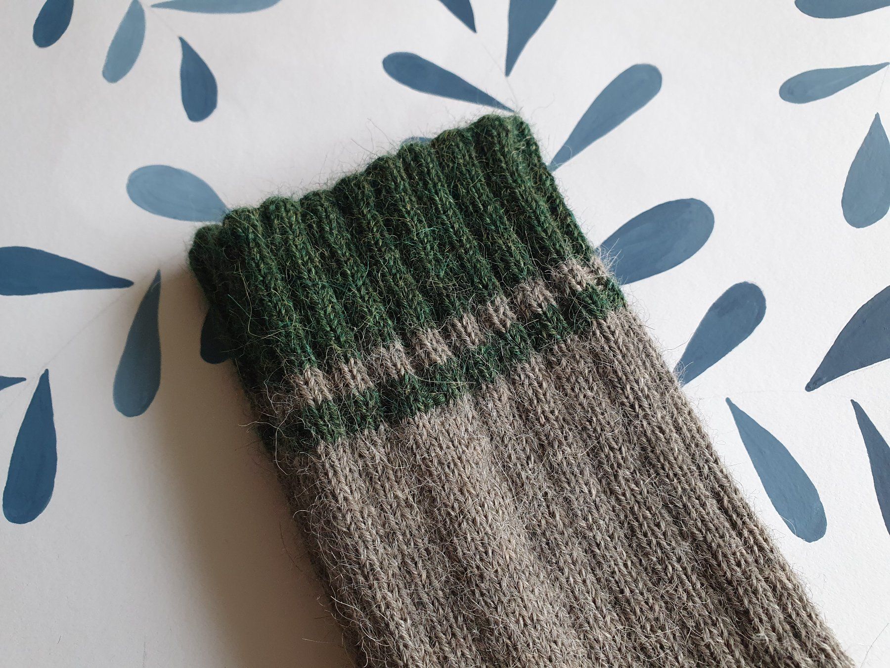 Calze: Handgestrickte Socken, Gr. 38, Wollsocken, Geschenk – Nuovo e nell'imballaggio originale da Neunkirch venduto da Sandramay 5