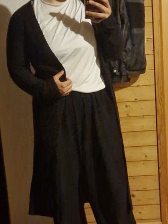 Langes Strickjäcklein