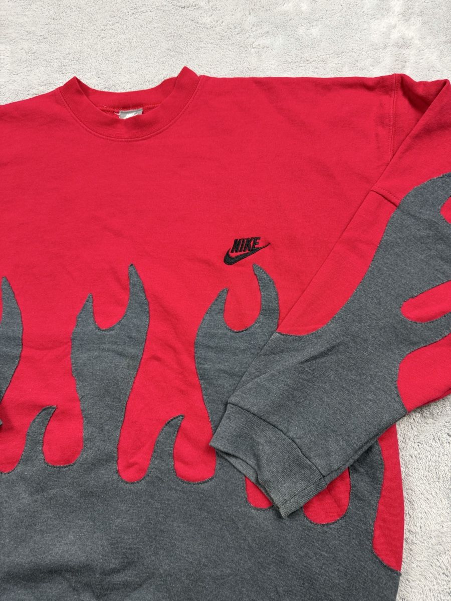 Nike Pullover & Sweatshirts: Nike Upcycled sweatshirt – Gebraucht aus Erlinsbach SO von TogaResell 1