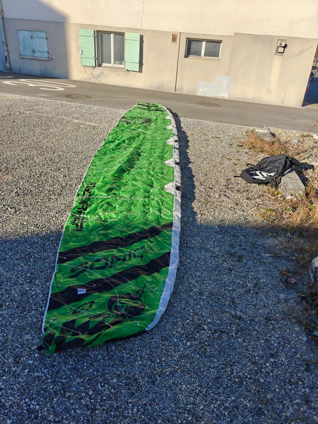 Flysurfer Aquilone: Flysurfer Sonic 2 + Infinity Bar Kite 9m² Snow&Wasserkite – Usato da Berlingen venduto da surfer0815 5