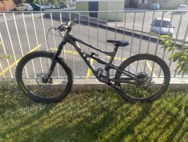 specialized status s4 revisité