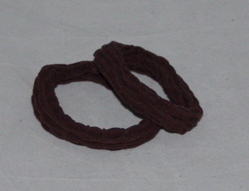 Accessori per capelli: 2 Haargummi braun – Usato da Flüelen venduto da Diversicum-Shop