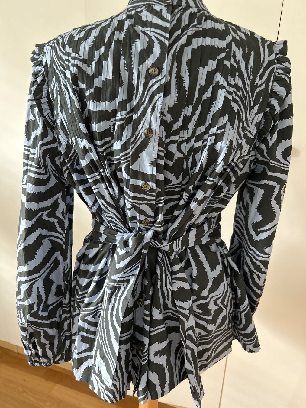 Ganni Camicette: Gianni Blouse Gr.S – Nuovo (secondo la descrizione) da Feuerthalen venduto da Anna_Swift 3