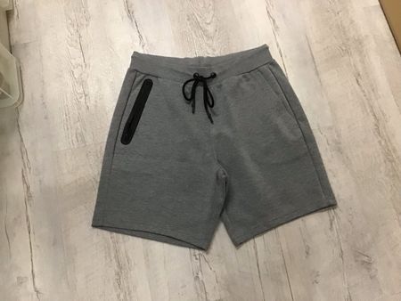 Crivit Shorts grau Grösse M guter Zustand