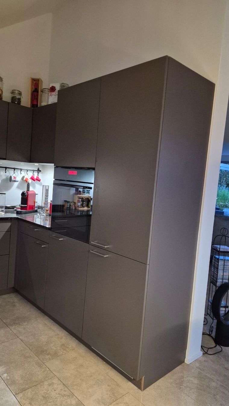 Cucine complete: Komplett Küche mit El Geräte – Usato da Cham venduto da ABhome10 2