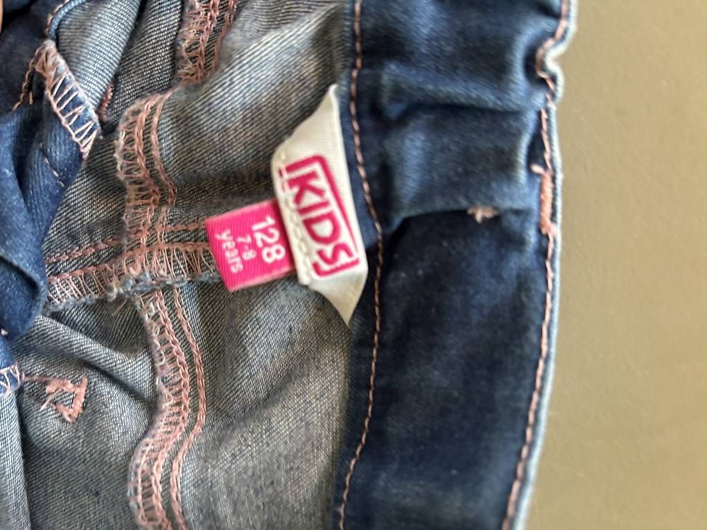 Pantaloni: Jeans Gr 128 – Usato da Winterthur venduto da sandra567 1