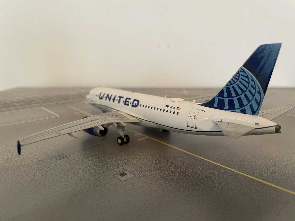 Airbus Kit di modellismo & Modellini statici: Gemini Jets A319 United 1:200 – Nuovo (secondo la descrizione) da Hinwil venduto da Yamracer 5