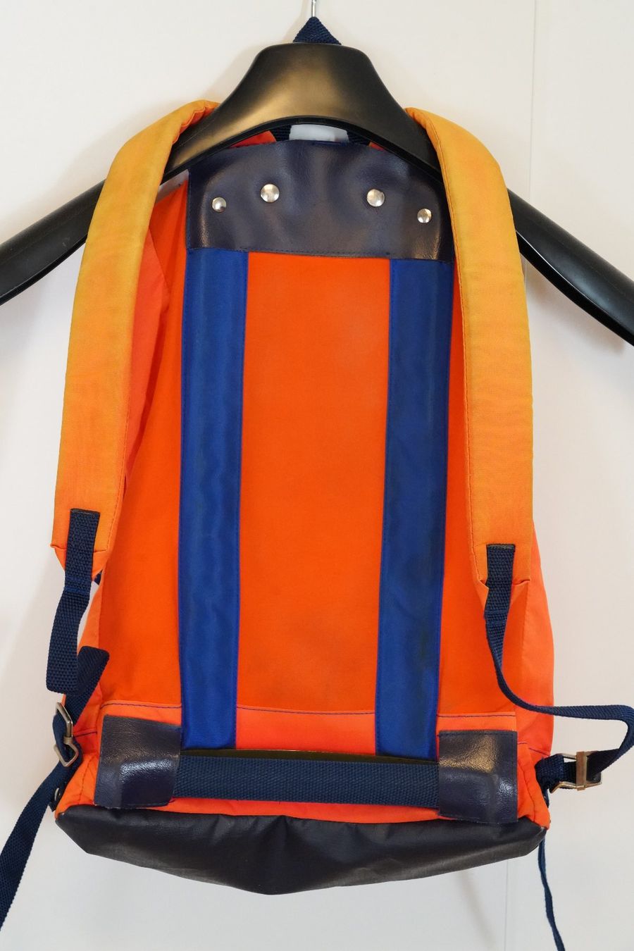 Zaini: Wanderrucksack antik – Usato da Wil SG venduto da froschbiss 4
