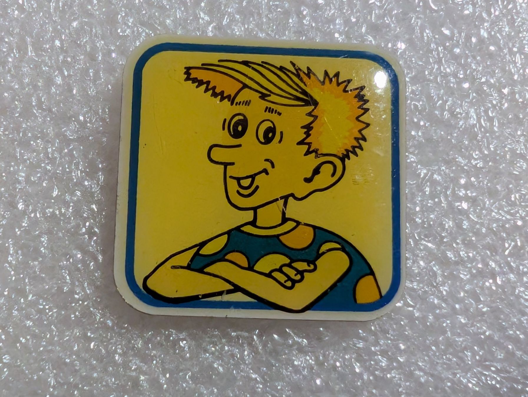 Plaquettes & Badges: Ansteckpin 273: – D'occasion à Oppligen par Pin-Fall-Shop