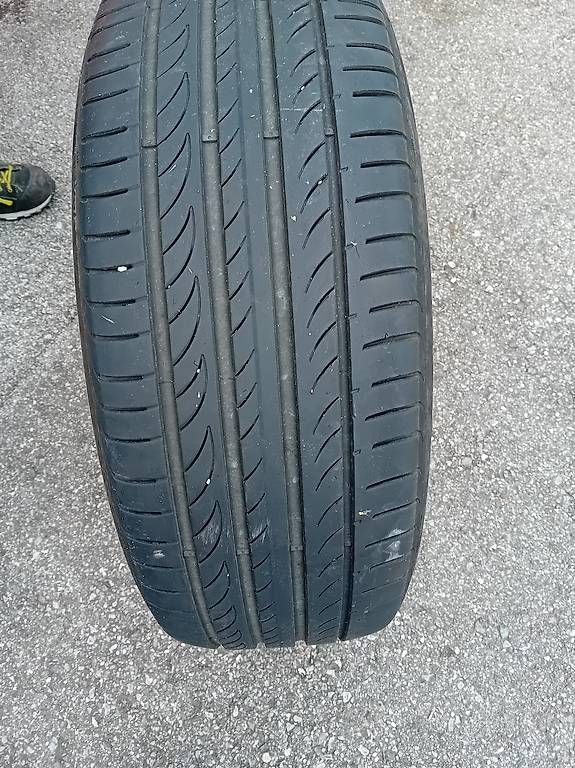 Sonstiges Schreiben & Zeichnen: Pneumatici 225/55 R18 – Gebraucht aus Vacallo von mar_2b8l 1